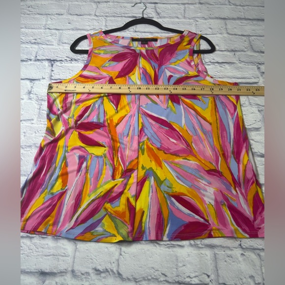 Vibrant Pink and Orange Sleeveless Top with Stretch. Size XL. - Picture 5 of 7